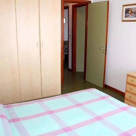 Apartment In Lignano 21766